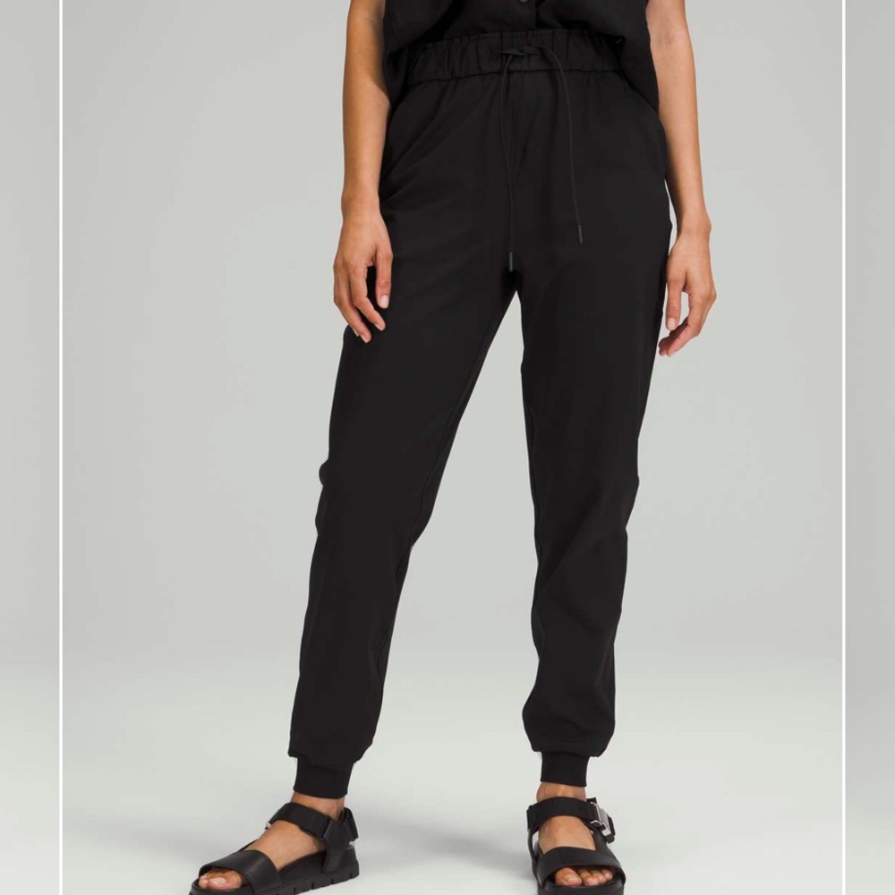 lululemon athletica Black Stretch High-Rise Jogger